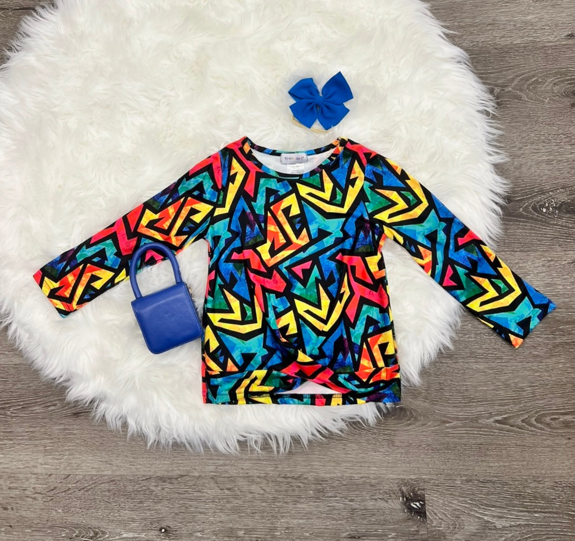 Colorful Knot Top
