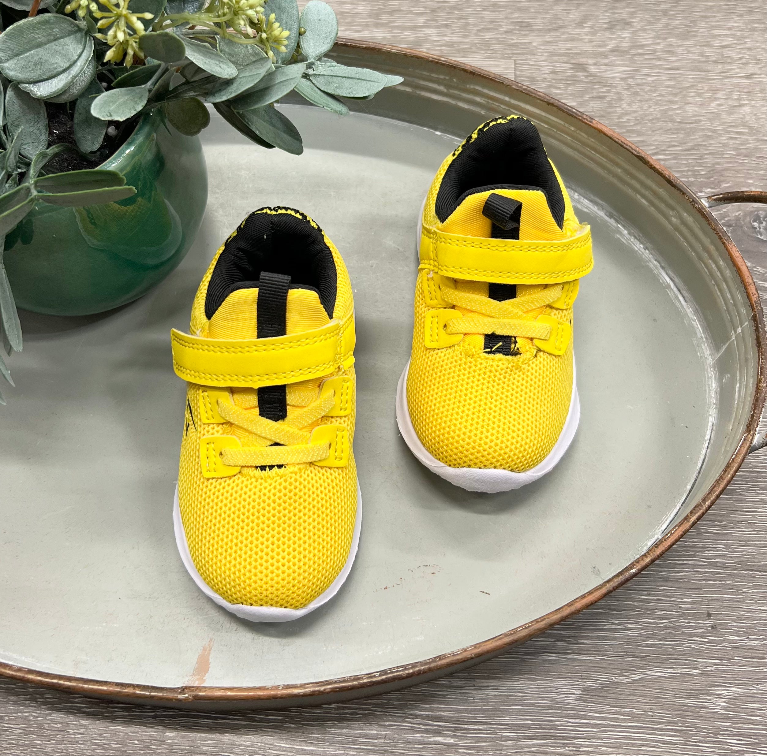 G-Yellow Sneakers