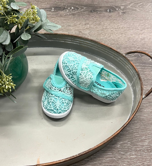 Lace Flats