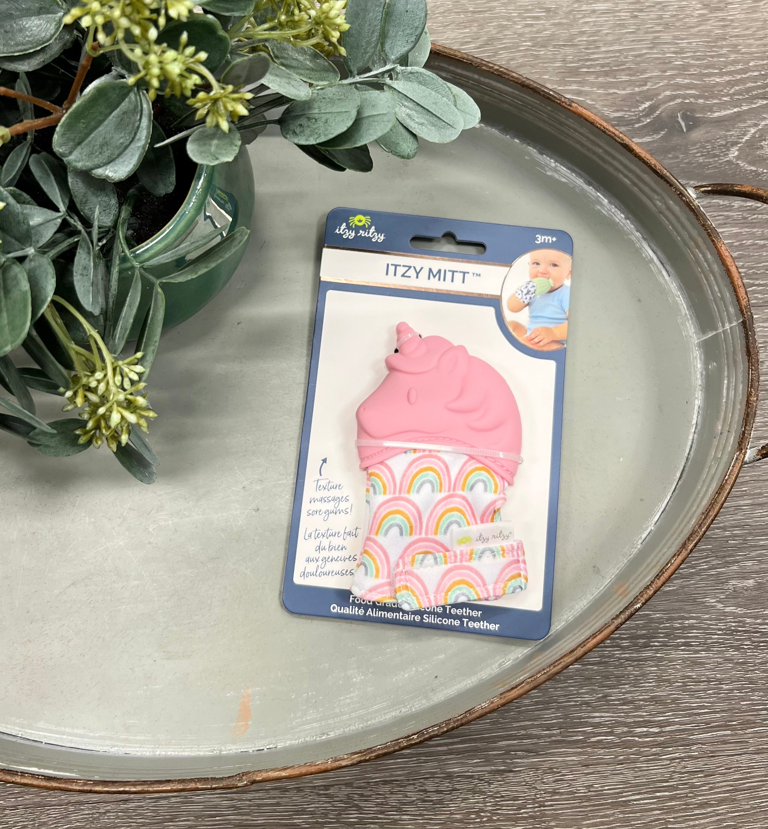 Itzy Mitt Teether