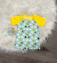 Yellow triangle T