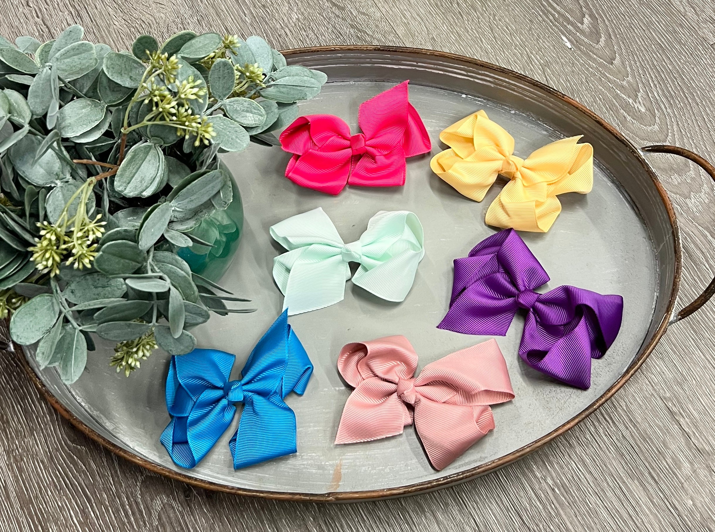 4.5” Clip Bow